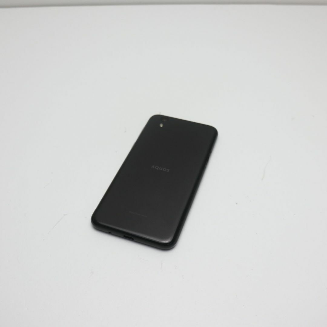 SHARP(シャープ)の超美品 702SH AQUOS sense basic ブラック  M444 スマホ/家電/カメラのスマートフォン/携帯電話(スマートフォン本体)の商品写真