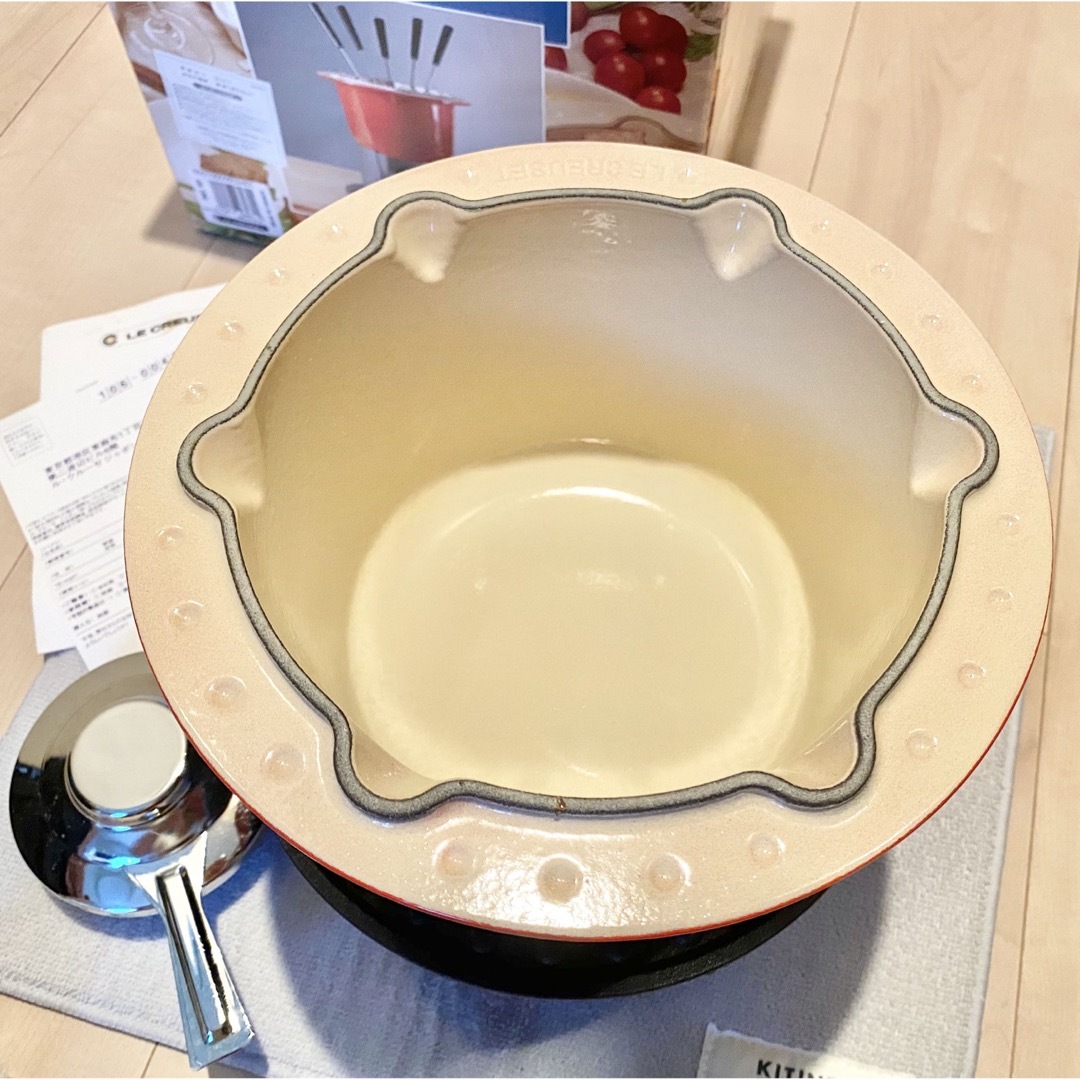 LE CREUSET - ルクルーゼ☆コンパクトフォンデュセット LE CREUSET - ルクルーゼ☆コンパクトフォンデュセット
