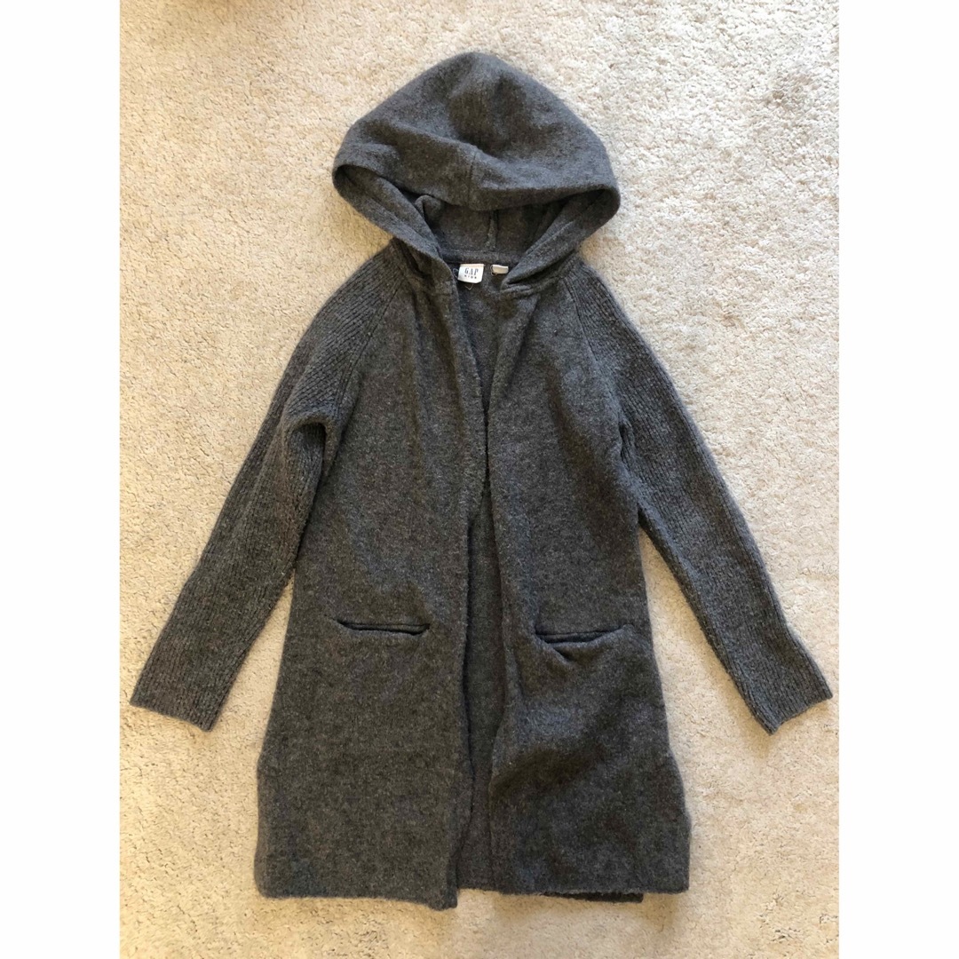 GAP(ギャップ)のgapキッズ 120cm ニット パーカー カーディガン キッズ/ベビー/マタニティのキッズ服女の子用(90cm~)(ジャケット/上着)の商品写真