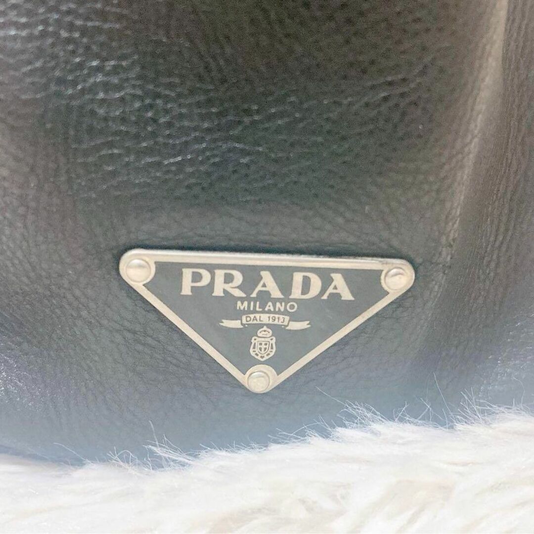 PRADA - ✨美品✨ PRADA プラダ トートバッグ NERO オールレザー