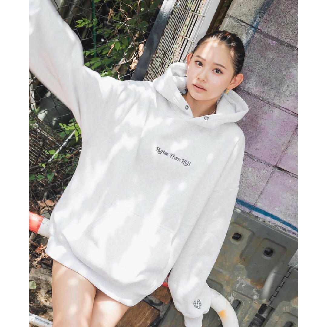 グレー　hth パーカー　heart logo hoodie 【新品】