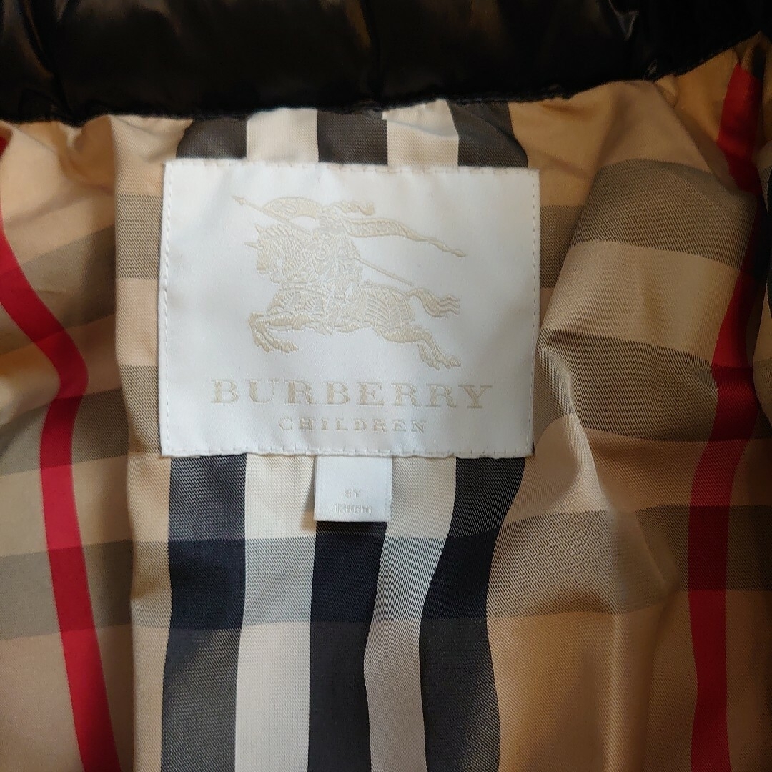 BURBERRY(バーバリー)の週末セール [美品]BURBERRY　バーバリー ダウンコート 120cm キッズ/ベビー/マタニティのキッズ服男の子用(90cm~)(コート)の商品写真