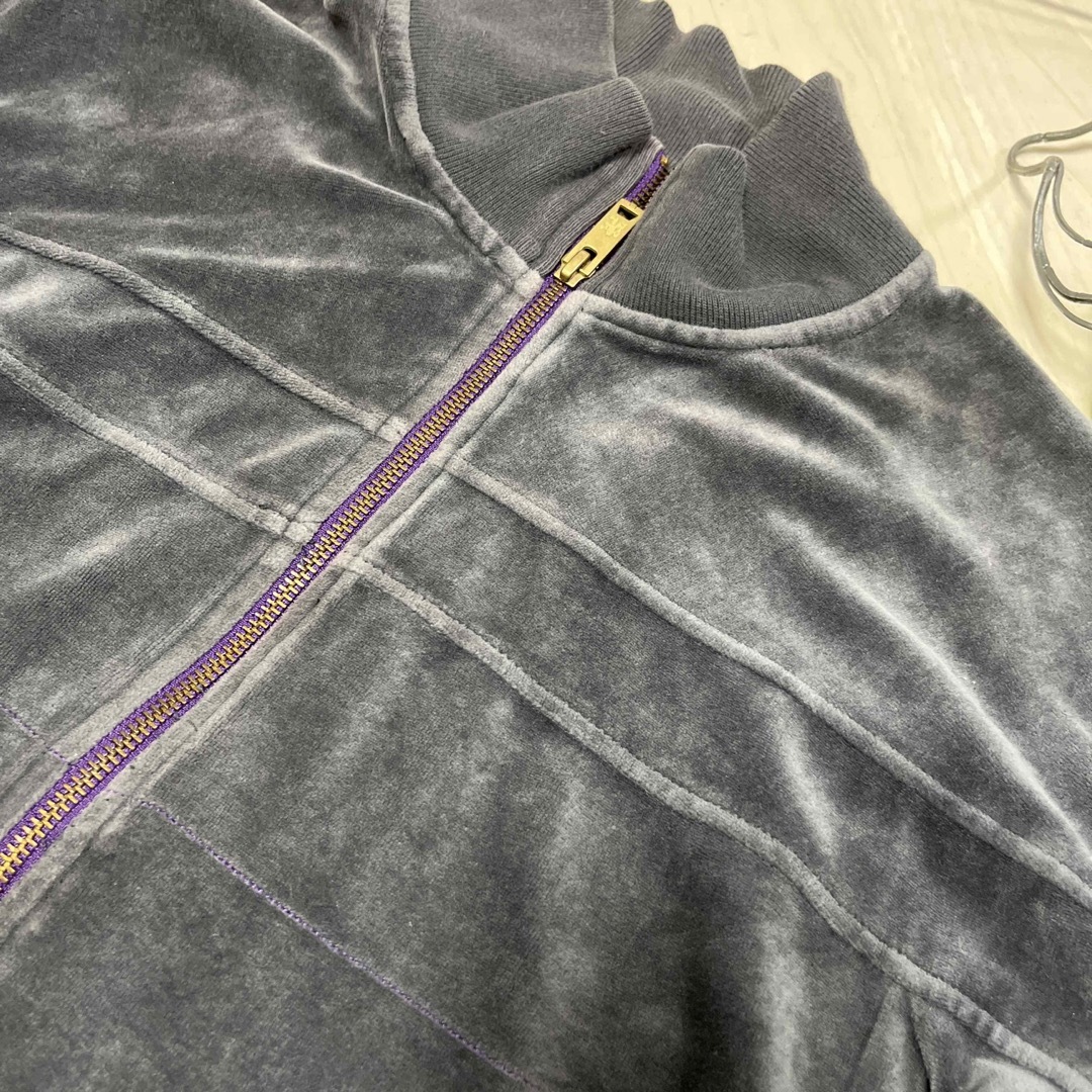 R.NEWBOLD(アールニューボールド)のベロア  ジップアップパーカー　グレーブラウン　メンズM メンズのジャケット/アウター(ブルゾン)の商品写真