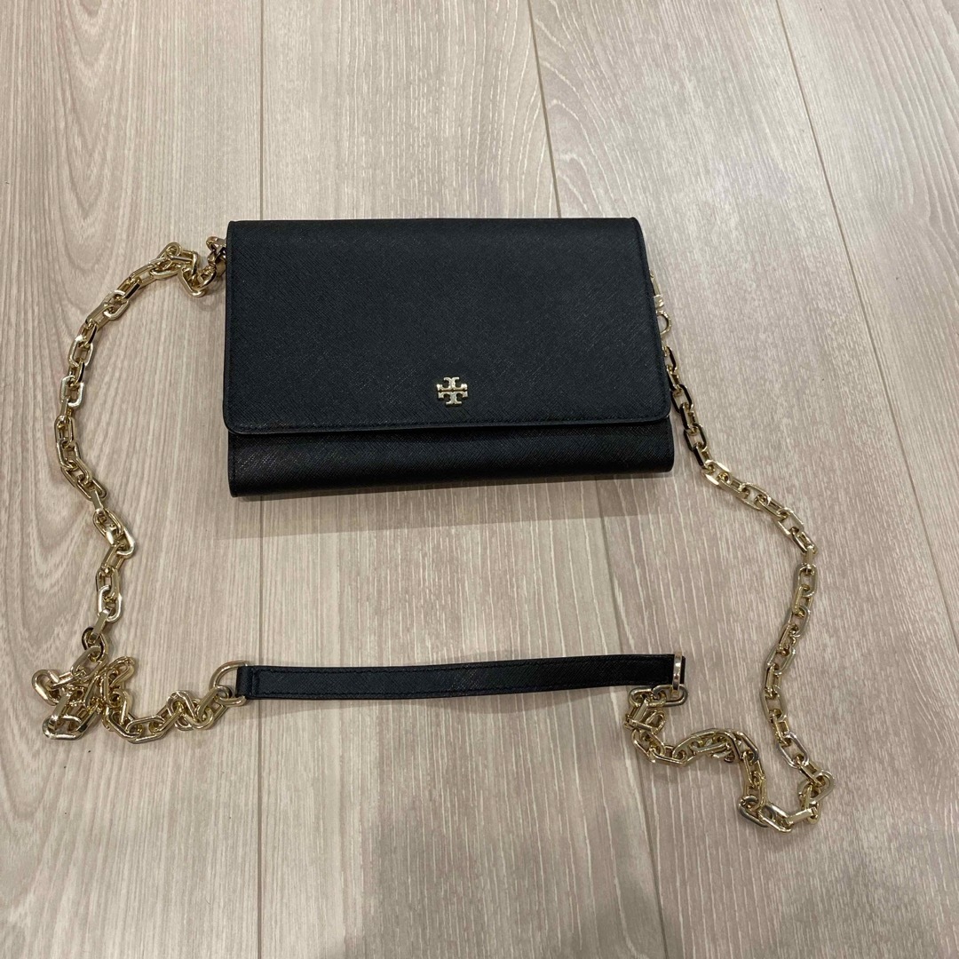 used チェーンウォレット　TORY BURCH  黒　斜めがけ