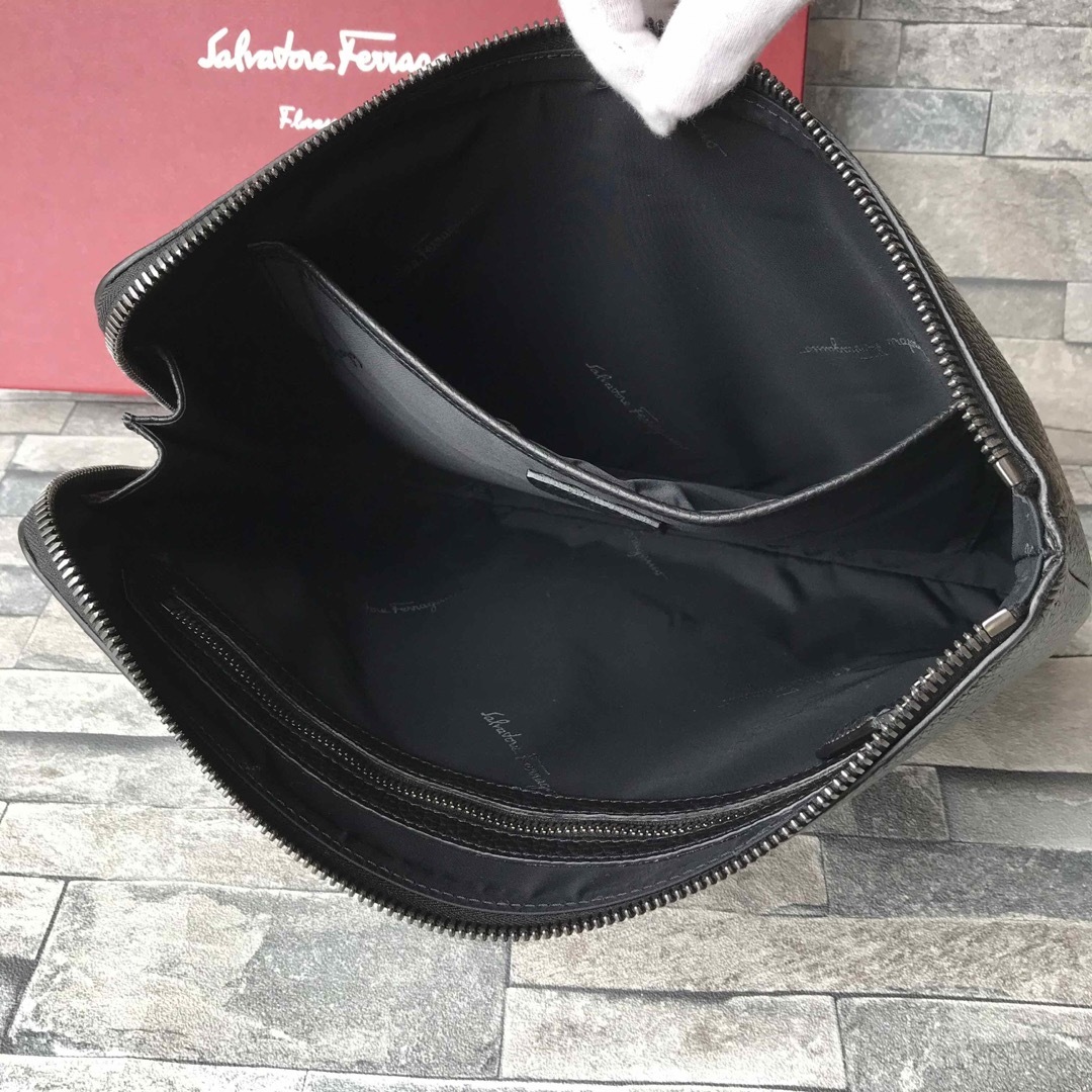 Salvatore Ferragamo - ◇ ◇ ◇ クラッチバッグ《サルヴァトーレ