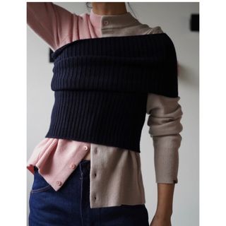 ロンハーマン(Ron Herman)のextreme cashmere ［n°218 eiko］navy(ニット/セーター)