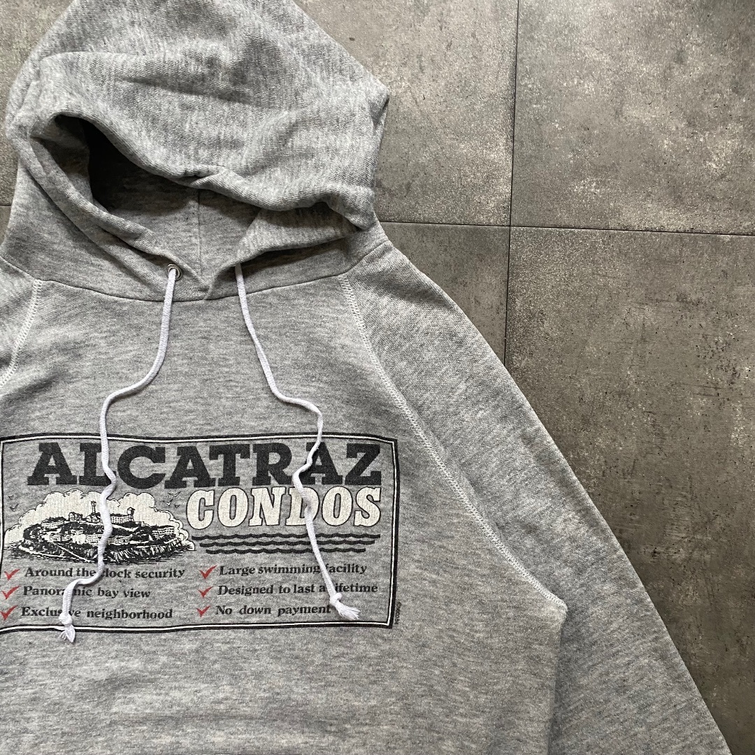 Hanes(ヘインズ)の80s ヘインズ パーカー USA製 ALCATRAZ CONDOS メンズのトップス(パーカー)の商品写真