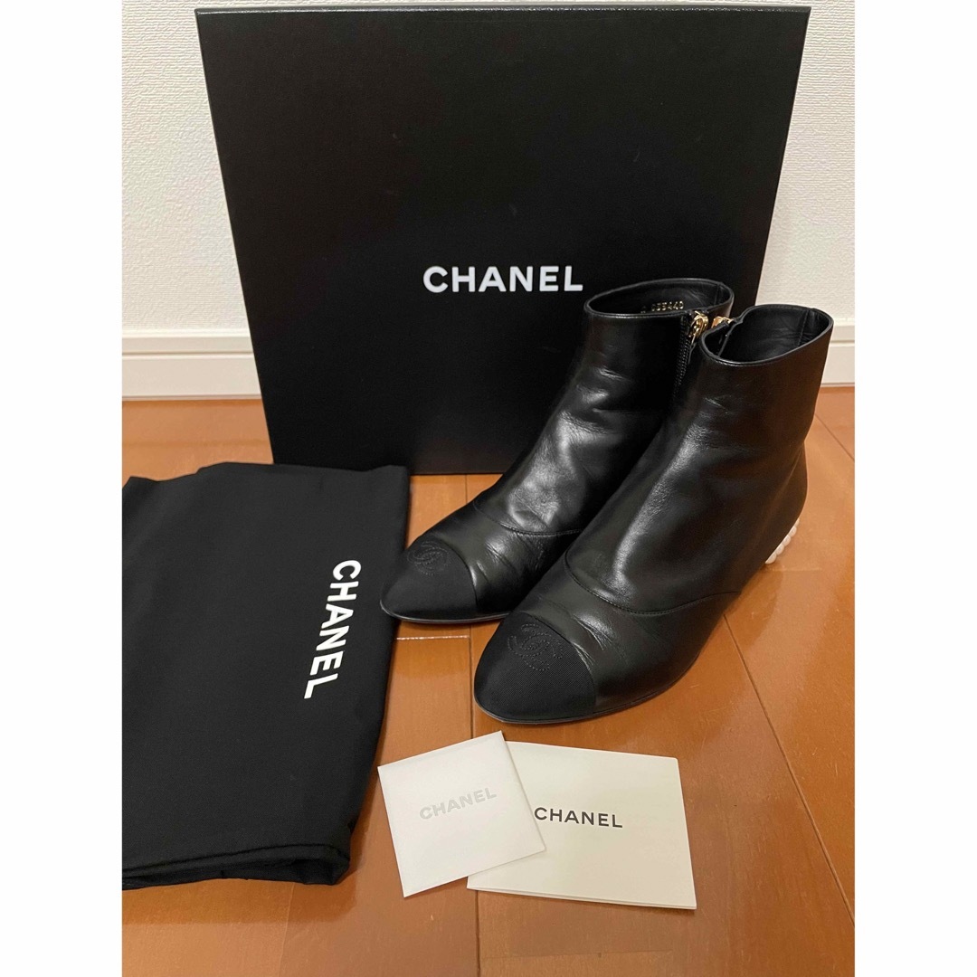 【美品】CHANEL／シャネル　ショートブーツ　パール付き　37 1/2 | フリマアプリ ラクマ