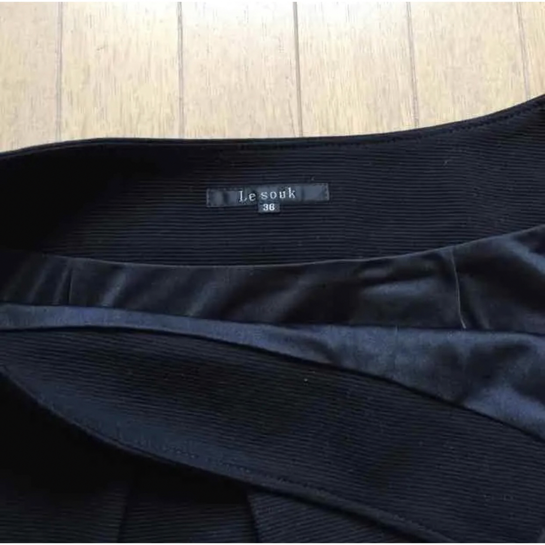 ZARA(ザラ)のLe souk  ルスーク　スカート 新品未使用タグ付き　ピンク　ブラック レディースのスカート(ミニスカート)の商品写真