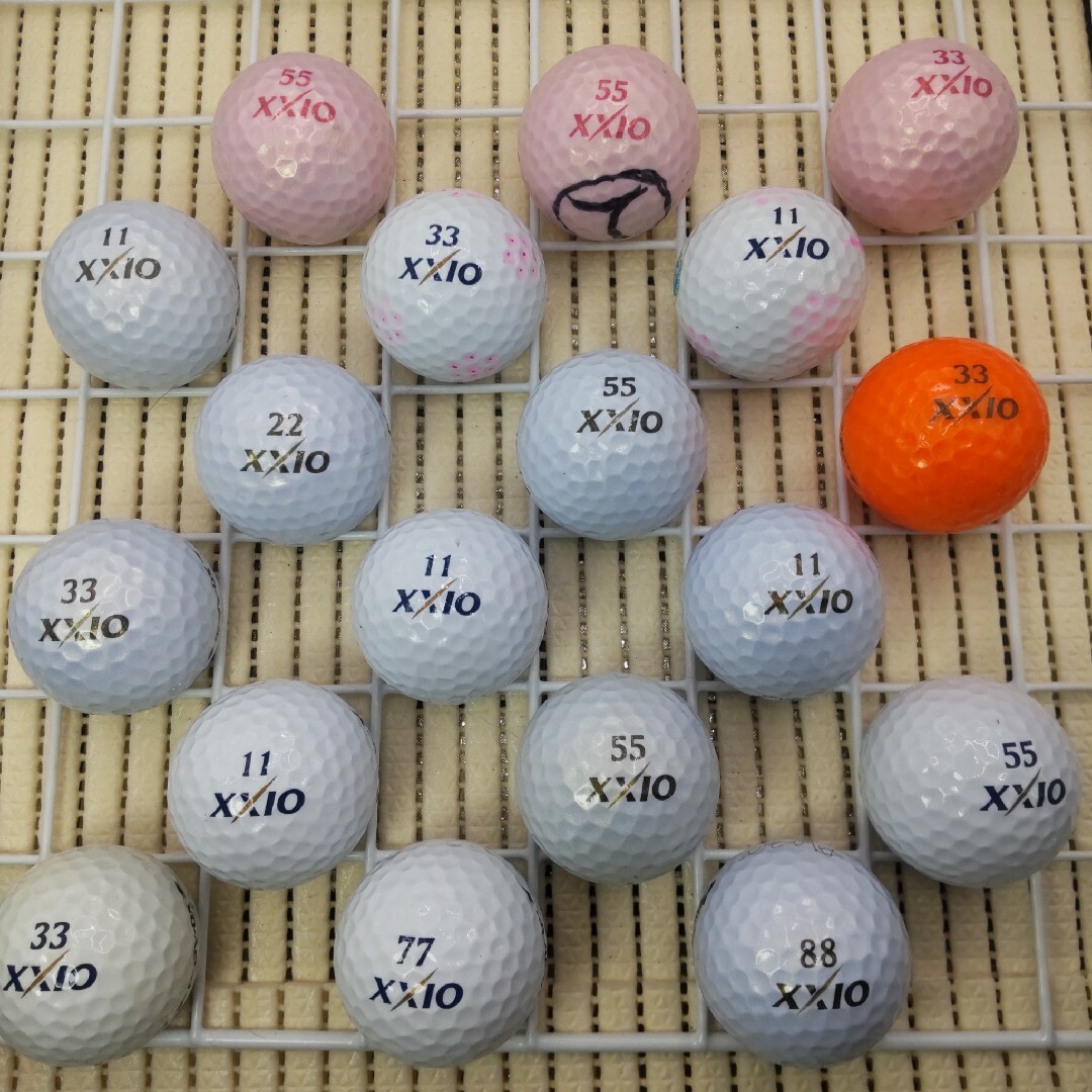 XXIO(ゼクシオ)のゼクシオXD AERO (18球S〜AB)ロストボール スポーツ/アウトドアのゴルフ(クラブ)の商品写真