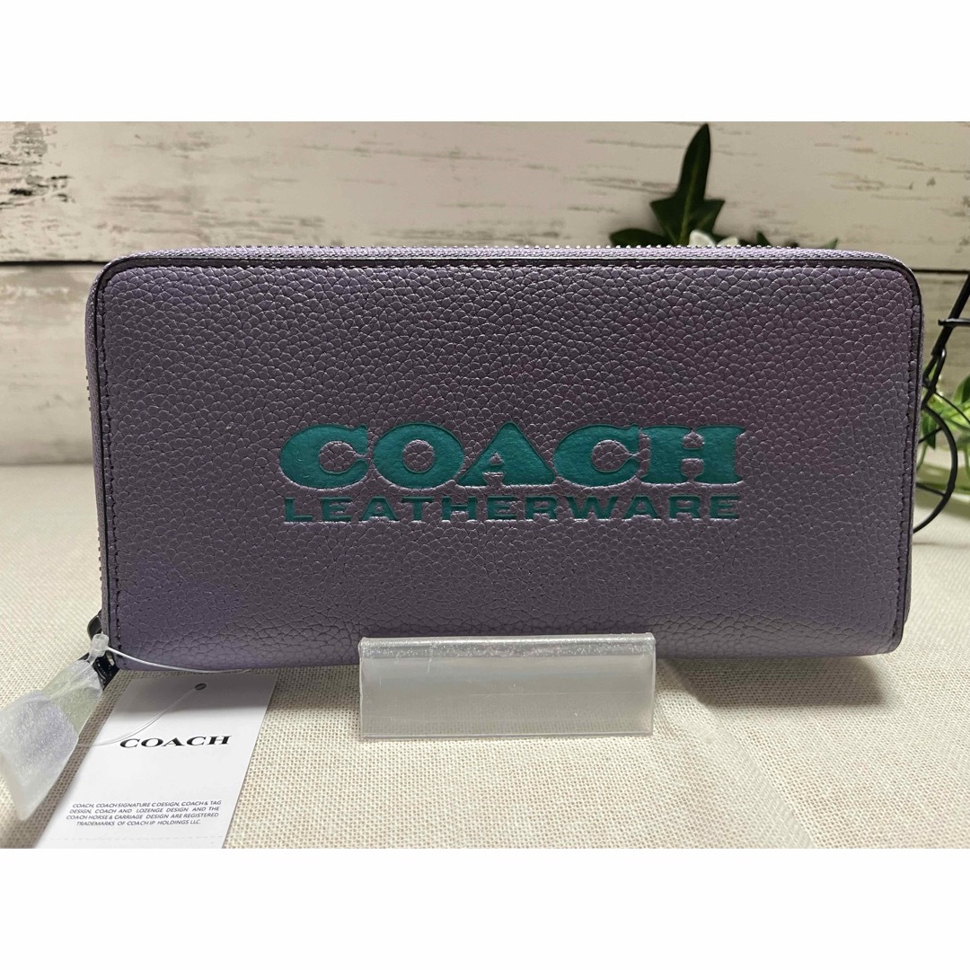 新品COACHコーチ長財布