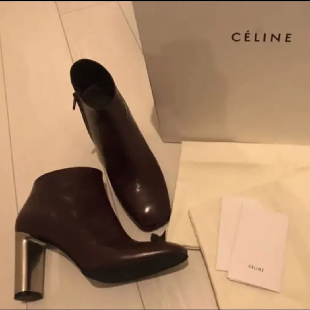 celine(セリーヌ)の大幅値下げ‼️CELINEbambamショートブーツ極美品付属品全てあり レディースの靴/シューズ(ブーティ)の商品写真