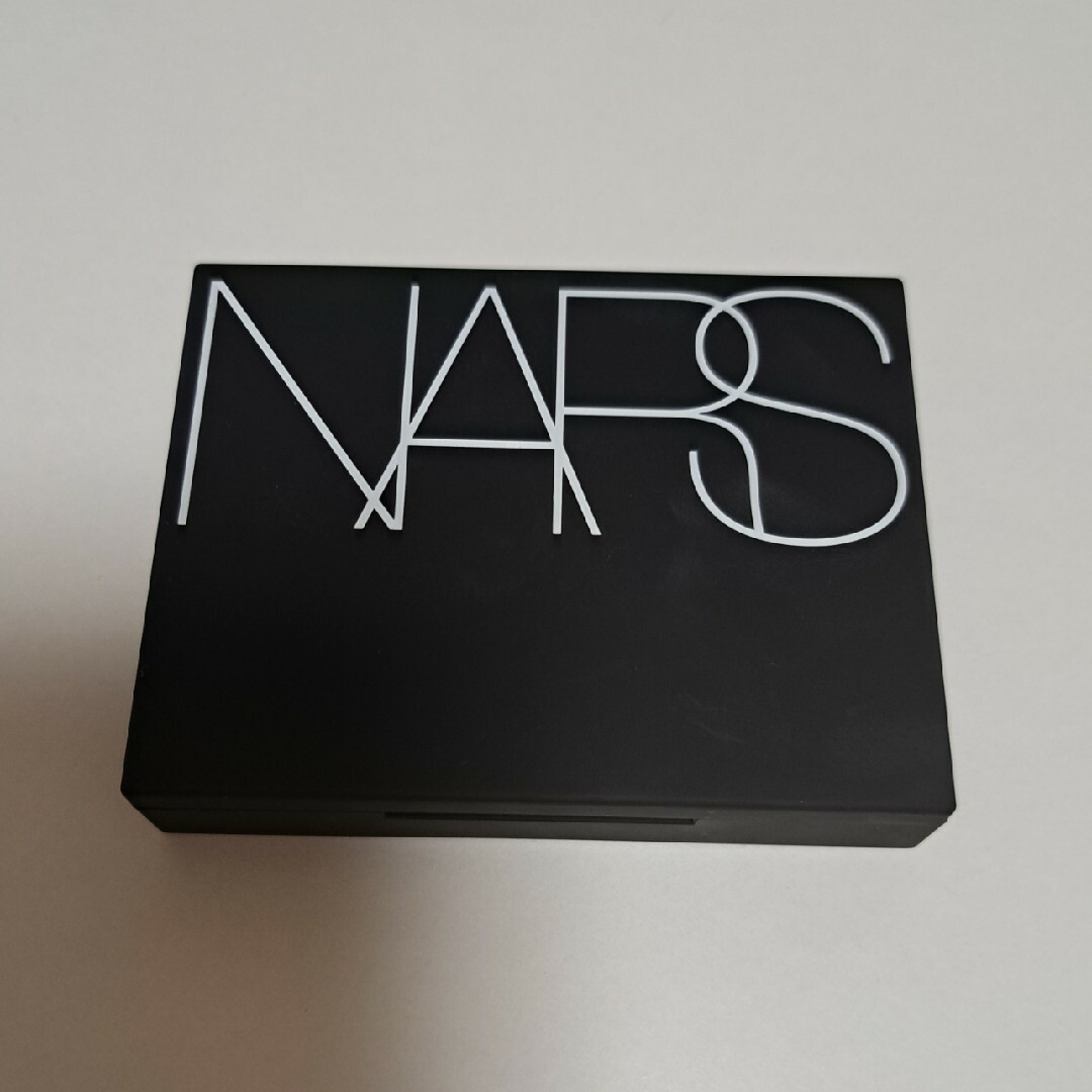 NARS　ライトリフティングセッティングパウダー　プレストN　10g