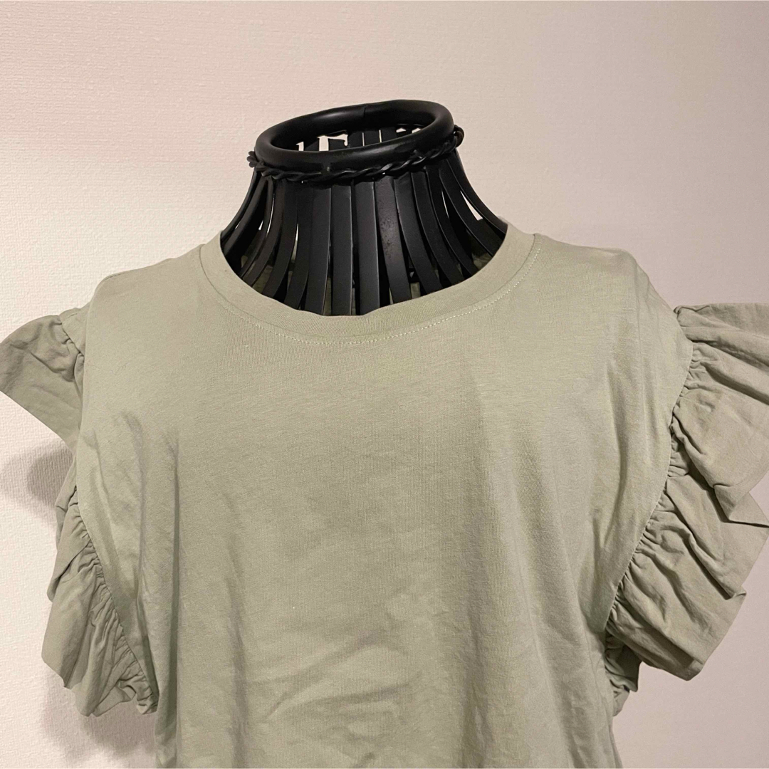 ZARA(ザラ)のZARA フリル シャツ ターキー製 Sサイズ 送料込 ザラ レディースのトップス(Tシャツ(半袖/袖なし))の商品写真