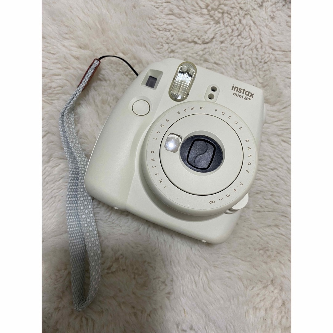 富士フイルム - FUJI FILM INSTAX MINI 8+ VANILLA の通販 by ことね's