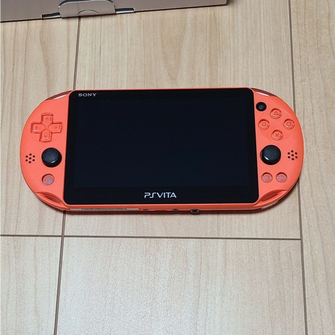 PlayStation Vita - 【画面傷なし美品】PS vita ネオンオレンジの通販