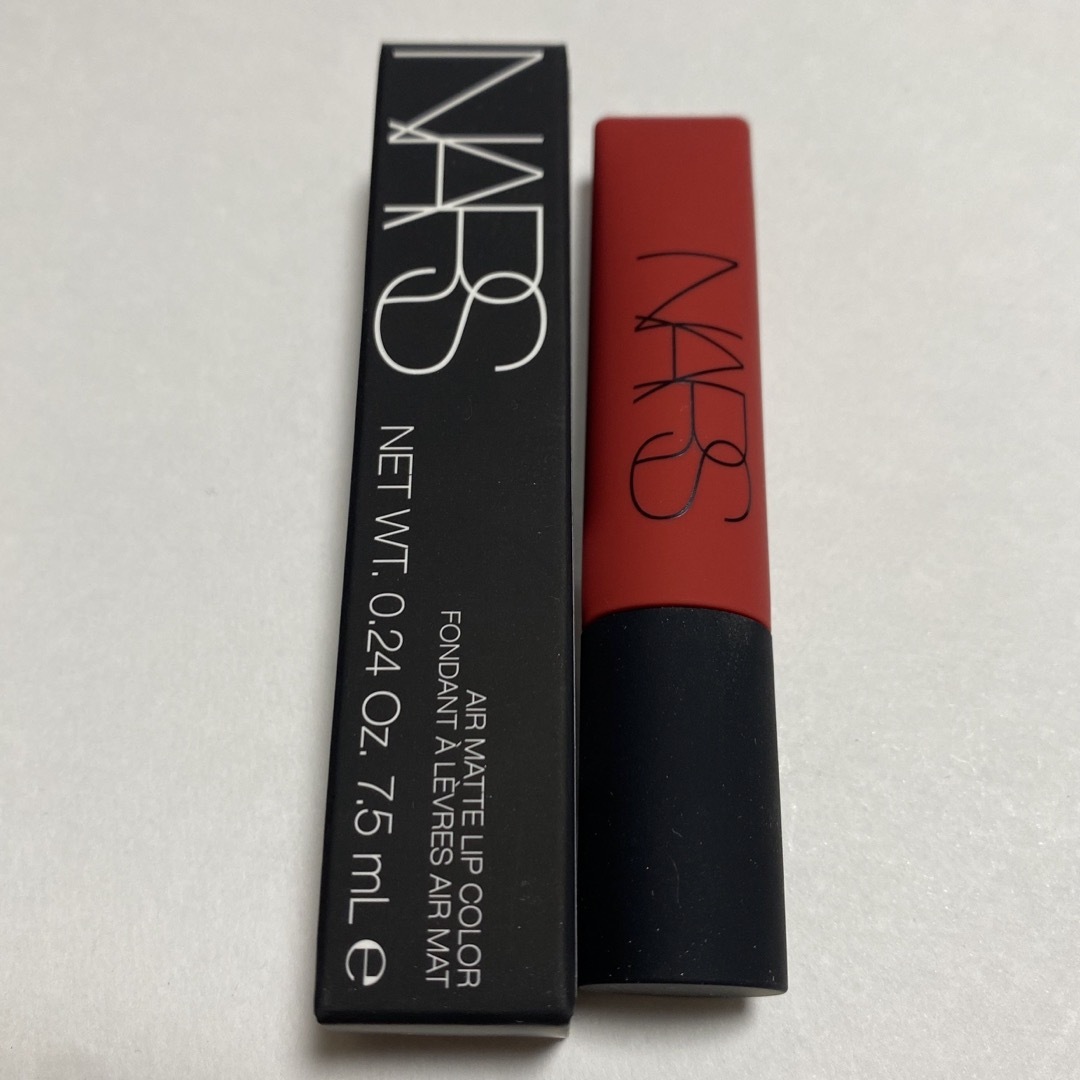 NARS(ナーズ)の【新品】NARS エアーマット　リップカラー　00049 コスメ/美容のベースメイク/化粧品(口紅)の商品写真