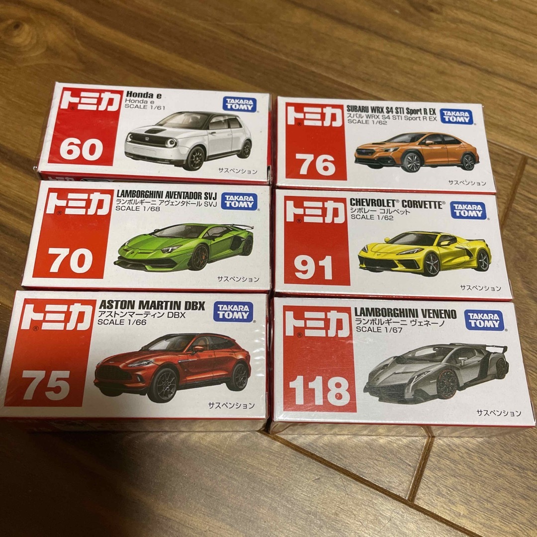 1/18ミニカーベンツ4台セットです