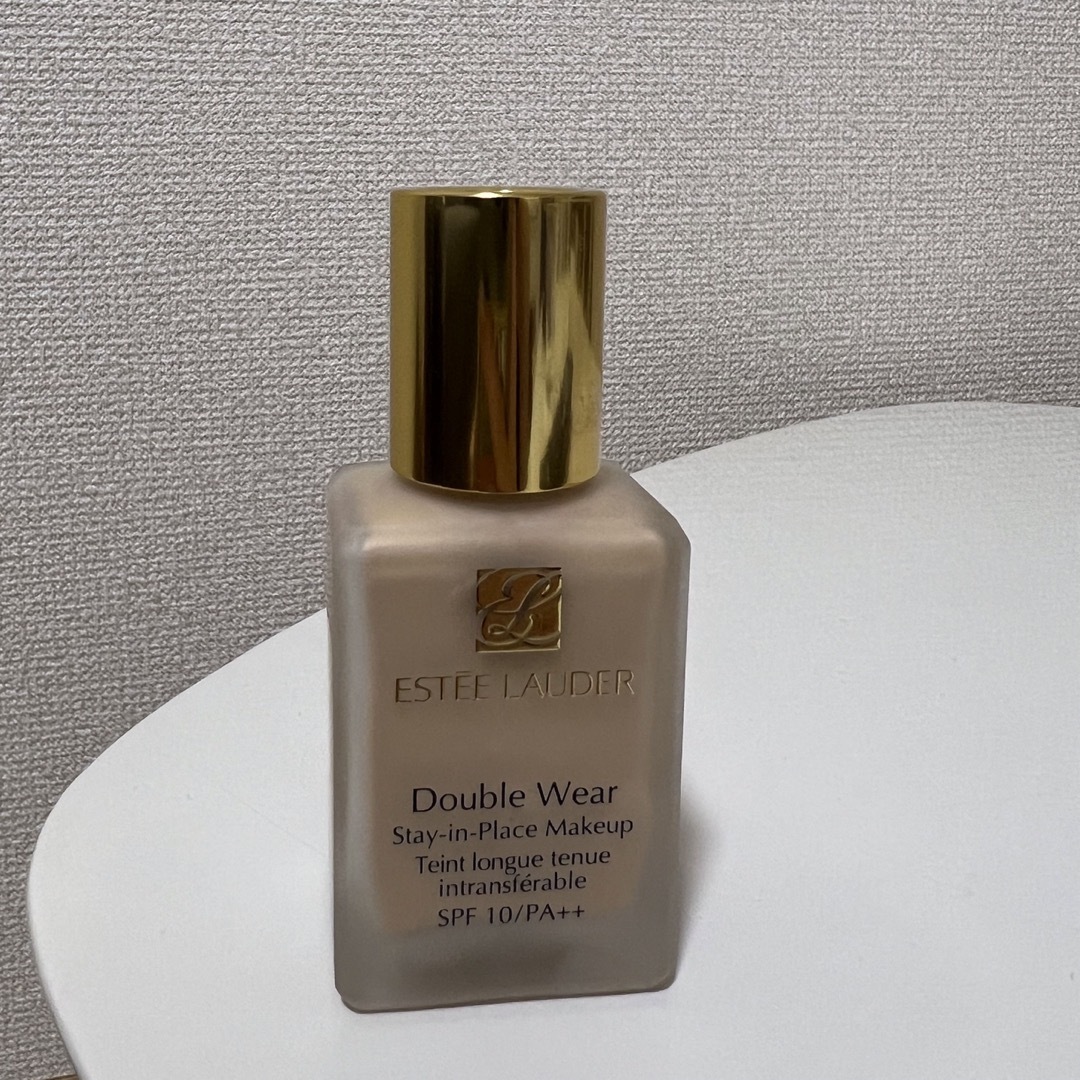 Estee Lauder(エスティローダー)のDouble Wear（ESTEE LAUDER） コスメ/美容のベースメイク/化粧品(ファンデーション)の商品写真