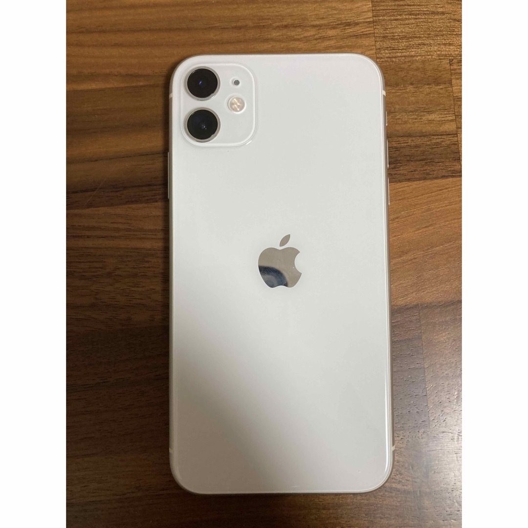 iPhone - アップル iPhone11 128GB ホワイト auの通販 by ラデン's