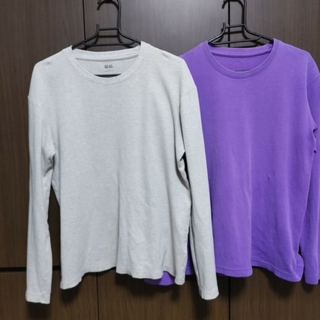 ユニクロ メンズのTシャツ・カットソー(長袖)（パープル/紫色系）の