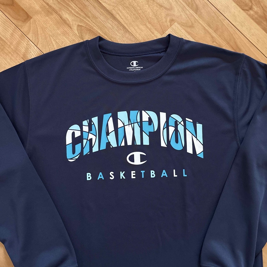 Champion(チャンピオン)のChampion バスケロンT NAVY size S スポーツ/アウトドアのスポーツ/アウトドア その他(バスケットボール)の商品写真