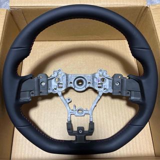 スバル(スバル)のレヴォーグ WRX VAB STI純正ステアリング(車種別パーツ)