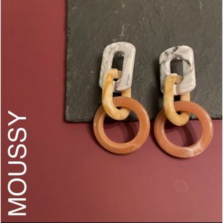 マウジー(moussy)のマウジー　ピアス　未使用　美品　レディース　アクセサリー　MOUSSY 女性用　(ピアス)