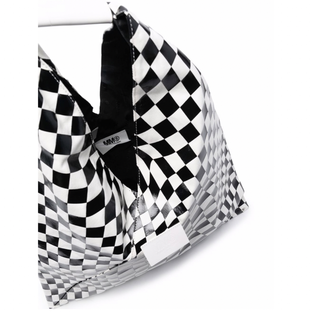 MM6(エムエムシックス)の新品 MM6 メゾンマルジェラ ジャパニーズ トライアングル トートバッグ レディースのバッグ(トートバッグ)の商品写真
