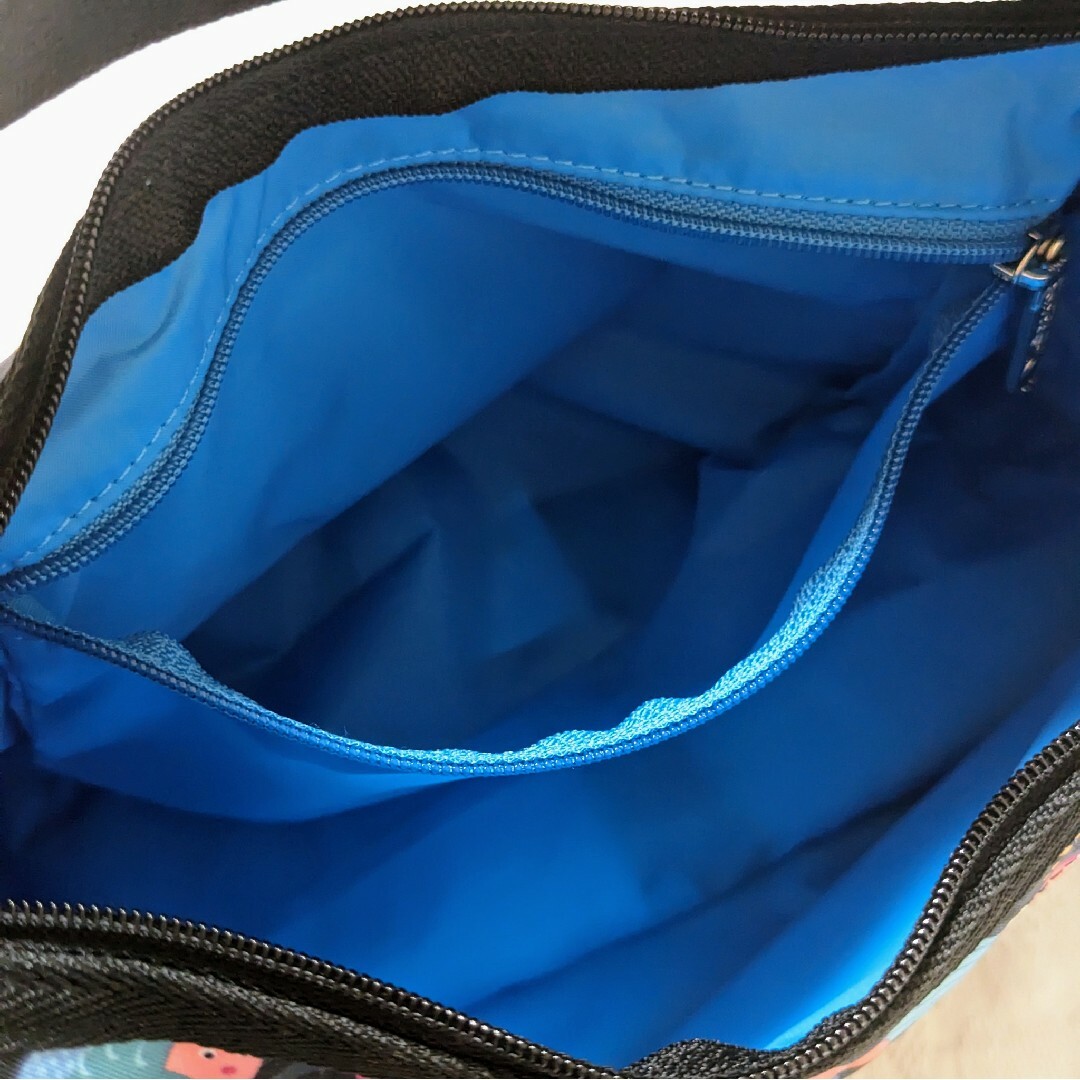 LeSportsac(レスポートサック)の【新品タグ付】レスポートサック CLASSIC HOBO ショルダーバッグ レディースのバッグ(ショルダーバッグ)の商品写真