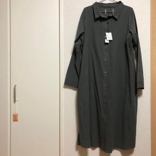 新品タグ付き　ロングシャツワンピース(ロングワンピース/マキシワンピース)