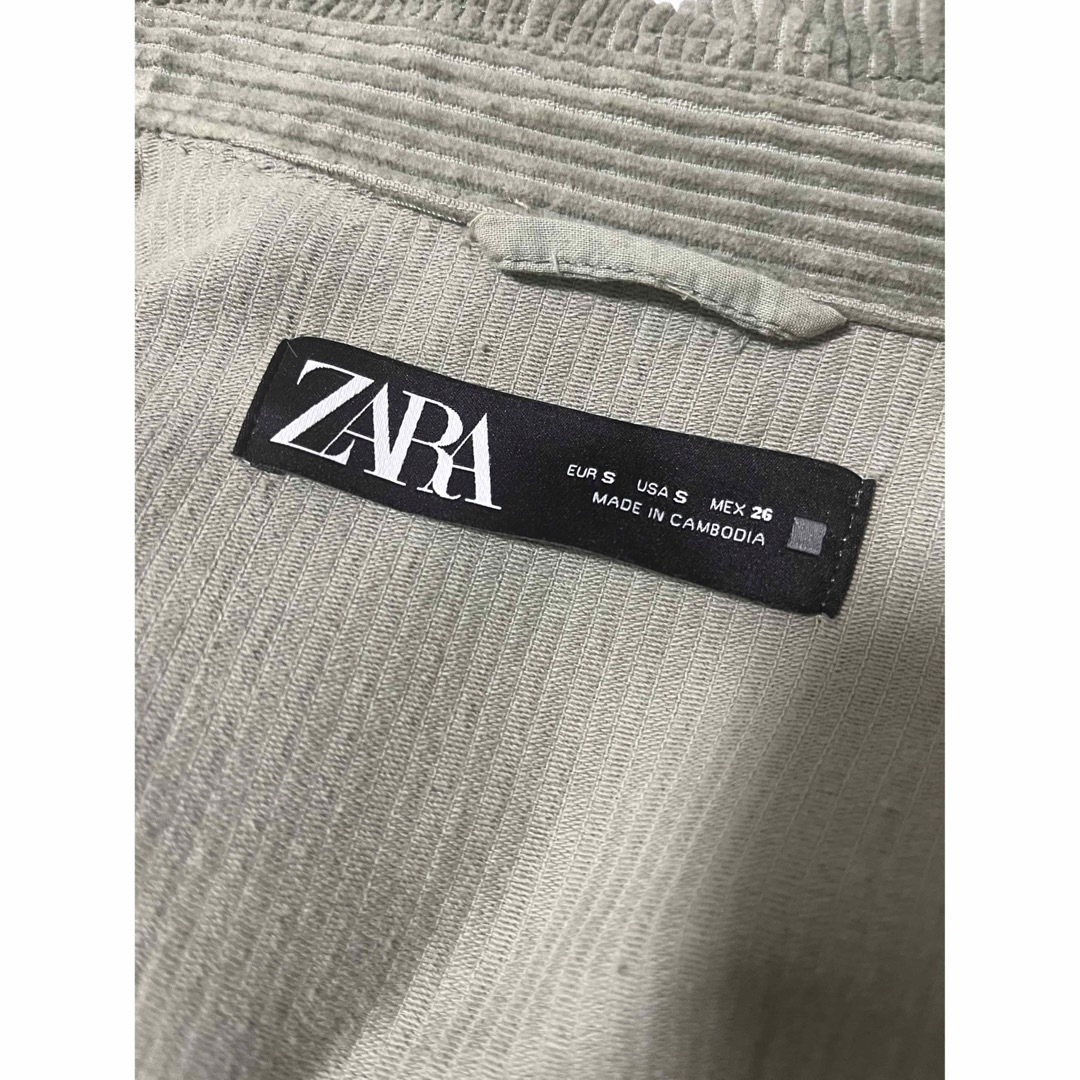 ZARA(ザラ)のZARA コーデュロイシャツジャケット レディースのジャケット/アウター(Gジャン/デニムジャケット)の商品写真