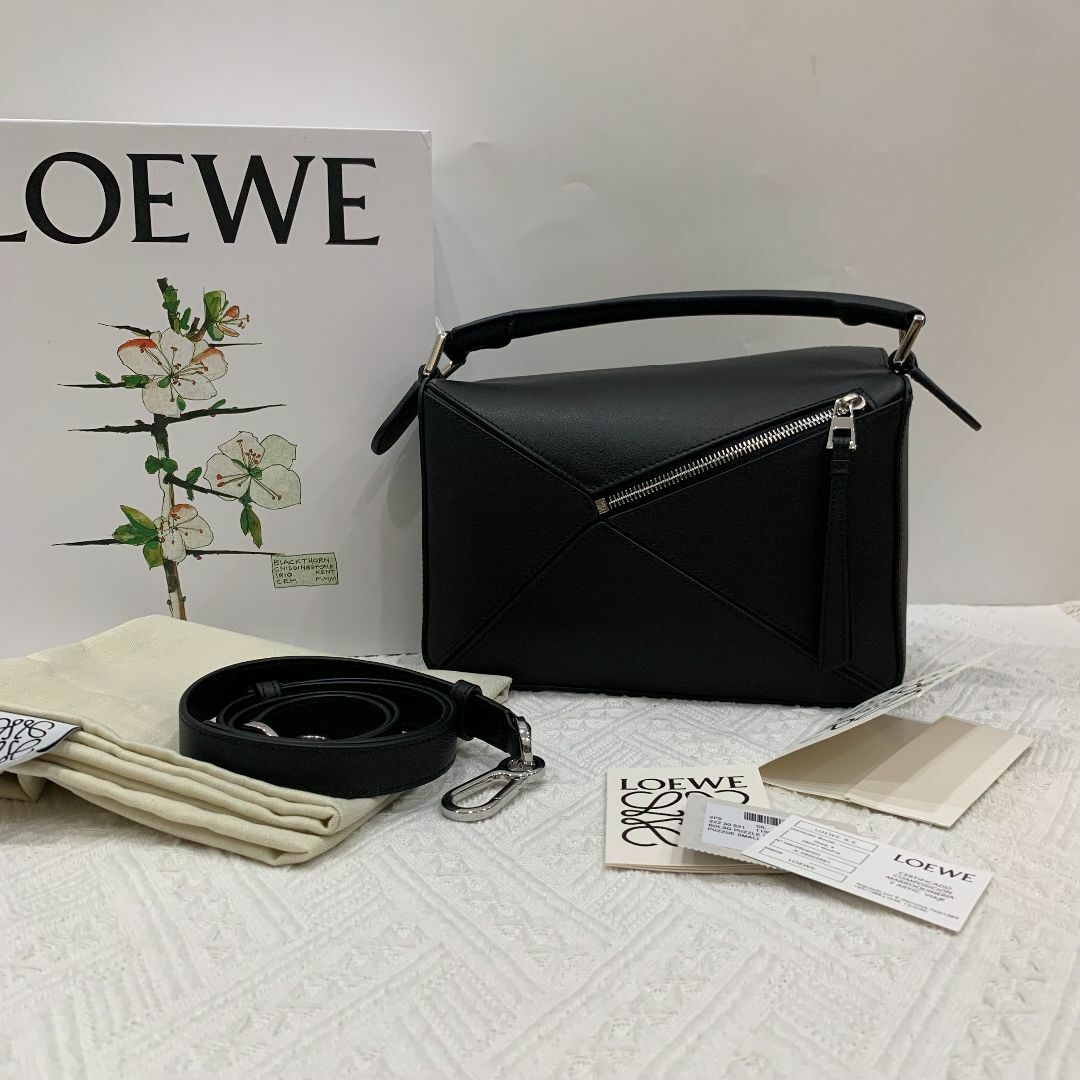 LOEWE - ＊美品＊ ロエベ ショルダーバッグの通販 by uchi's shop