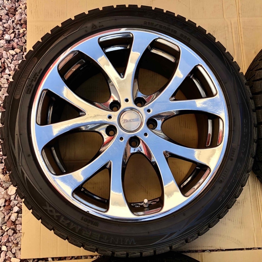 ダンロップスタッドレス205／60R16  92Q深溝2019年製4本