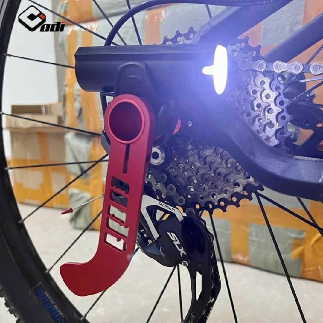 Import & Select(インポートアンドセレクト)のディレイラーガード特にジャイアントのエスケープ自転車におすすめ！クイックリリース スポーツ/アウトドアの自転車(パーツ)の商品写真
