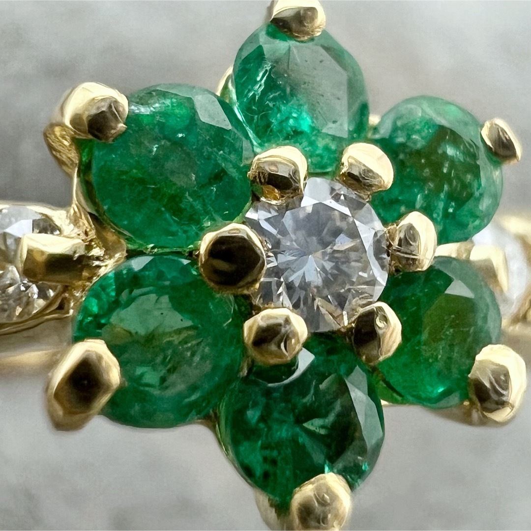 k18 天然 エメラルド 0.30ct ダイヤ 0.14ct 花 リングの通販 by