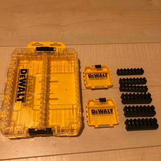 デウォルト(DEWALT )のDEWALT タフケース　中(工具/メンテナンス)