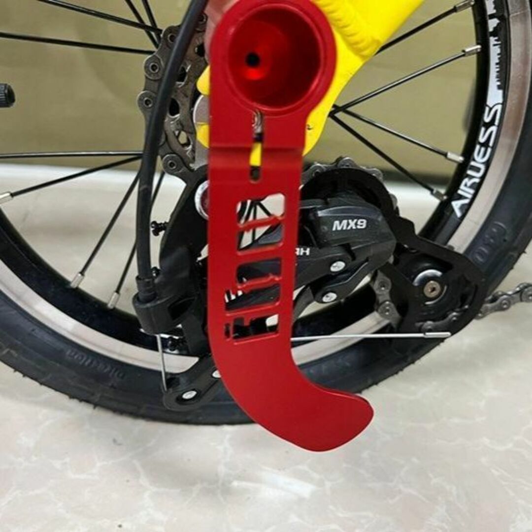 Import & Select(インポートアンドセレクト)のディレイラーガード自転車クロスバイククイックリリーススルーアクスルキッドkcnc スポーツ/アウトドアの自転車(パーツ)の商品写真