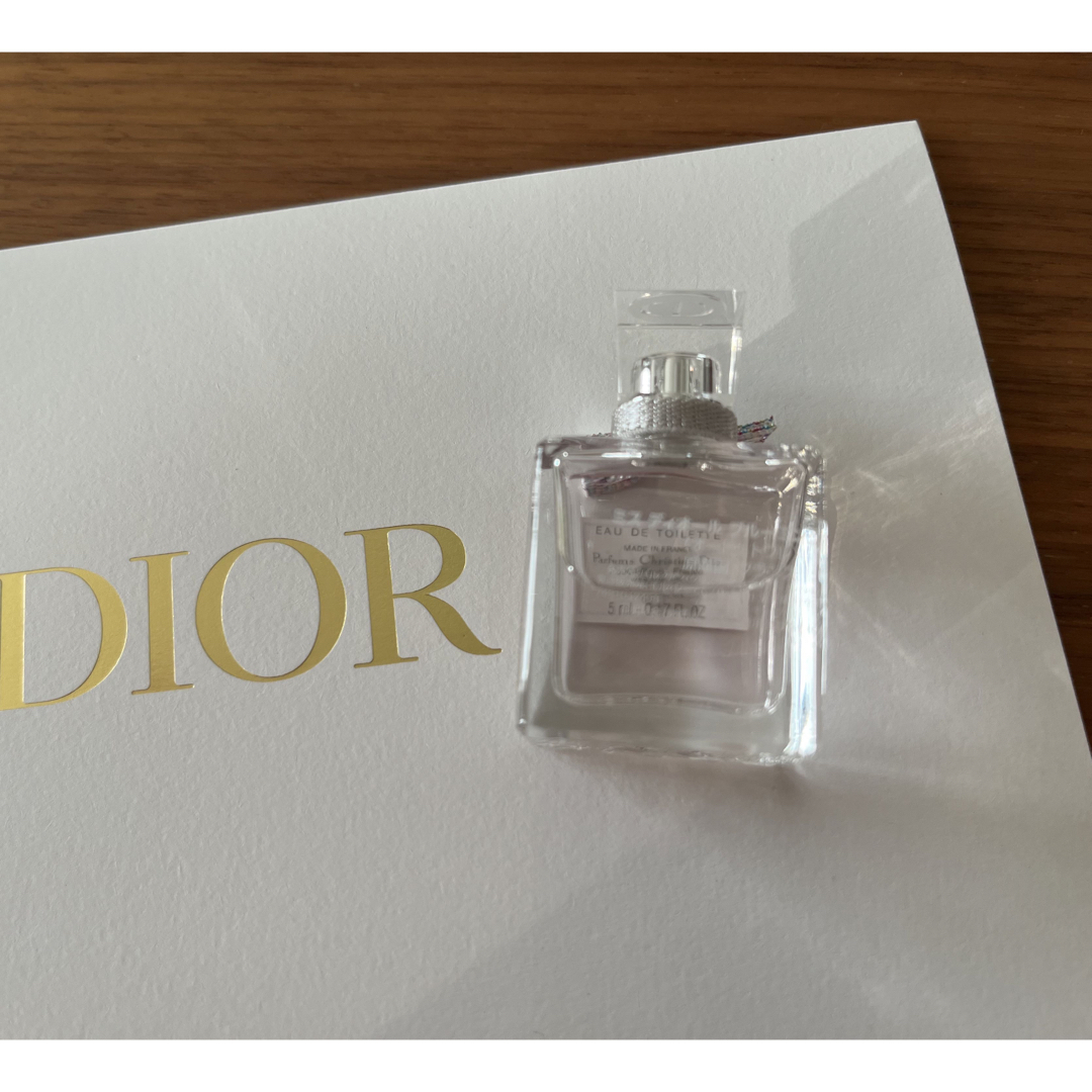 Christian Dior(クリスチャンディオール)のDIOR ディオール　ミスディオール　香水　ブルーミングブーケ コスメ/美容の香水(香水(女性用))の商品写真