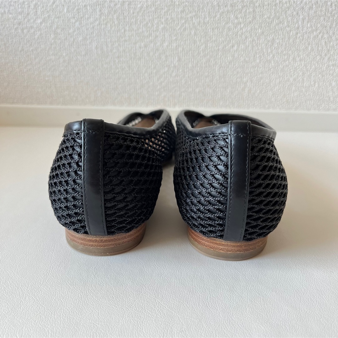 PELLICO(ペリーコ)の【極美品】PELLICO メッシュディープカットフラットパンプス 38 ブラック レディースの靴/シューズ(ハイヒール/パンプス)の商品写真