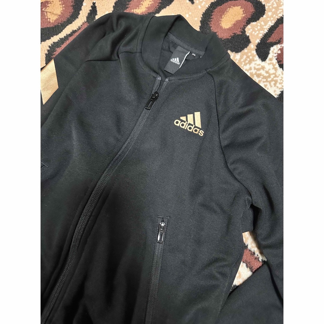 adidas(アディダス)のadidas セットアップジャージ　サイズ130 女の子 キッズ/ベビー/マタニティのキッズ服女の子用(90cm~)(ジャケット/上着)の商品写真