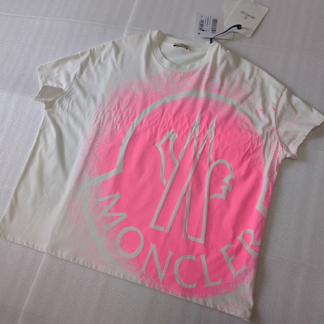 【新品タグ付】MONCLER モンクレール　ロゴプリント　Tシャツ　トップス　М | フリマアプリ ラクマ