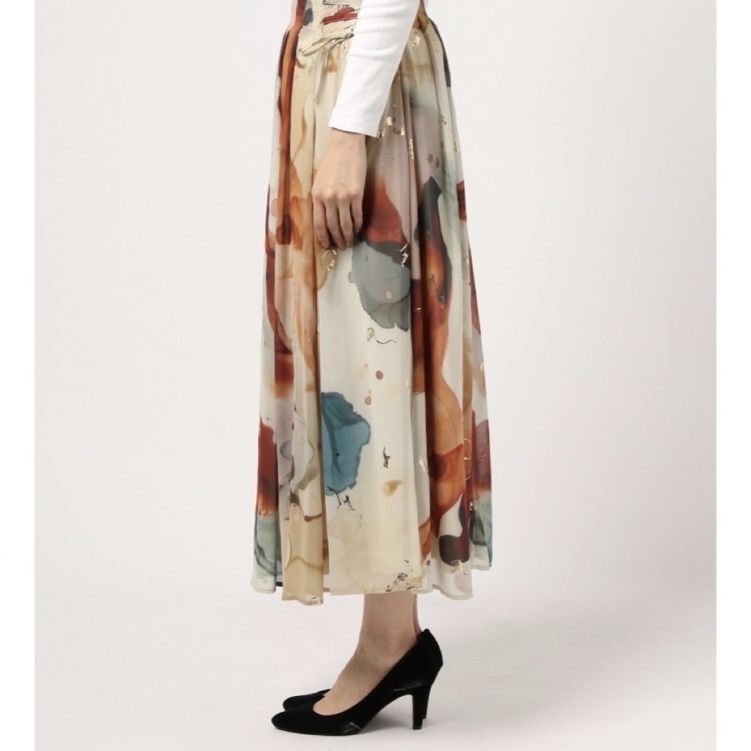 Ameri VINTAGE(アメリヴィンテージ)のUNDRESSED AMELIA INK ART SKIRT レディースのスカート(ロングスカート)の商品写真