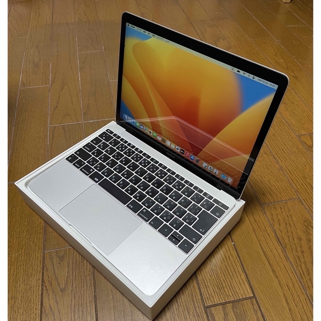 Apple(アップル)の【タイムセール中】Macbook 12インチ 500GB 2017モデル スマホ/家電/カメラのPC/タブレット(ノートPC)の商品写真