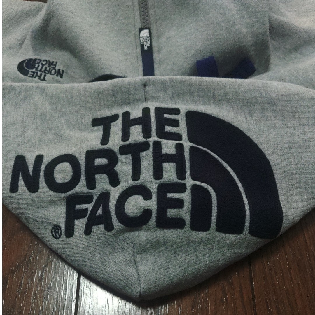 THE NORTH FACE　パーカー　L　グレー　ネイビー　刺繍