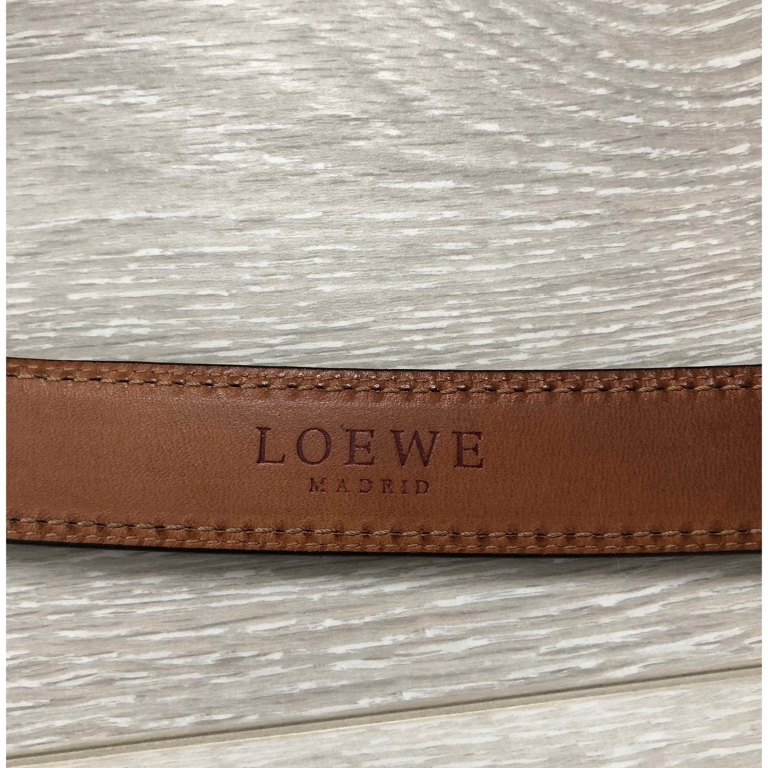 LOEWE(ロエベ)のLOEWE ロエベ　ベルト　ブラウン　本革 メンズのファッション小物(ベルト)の商品写真