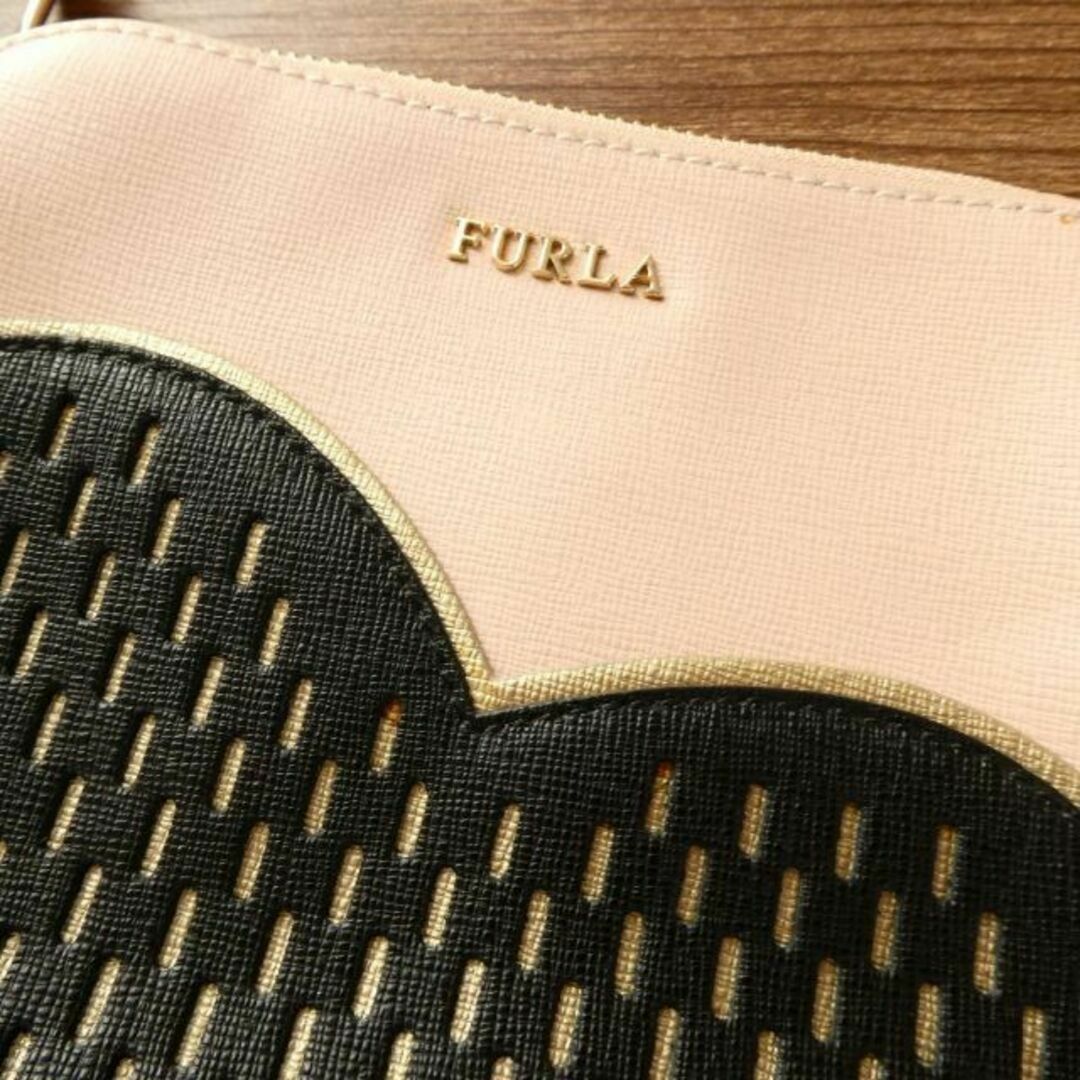 Furla - ほぼ美品 フルラ レザー ハート ミニ ショルダーバッグ