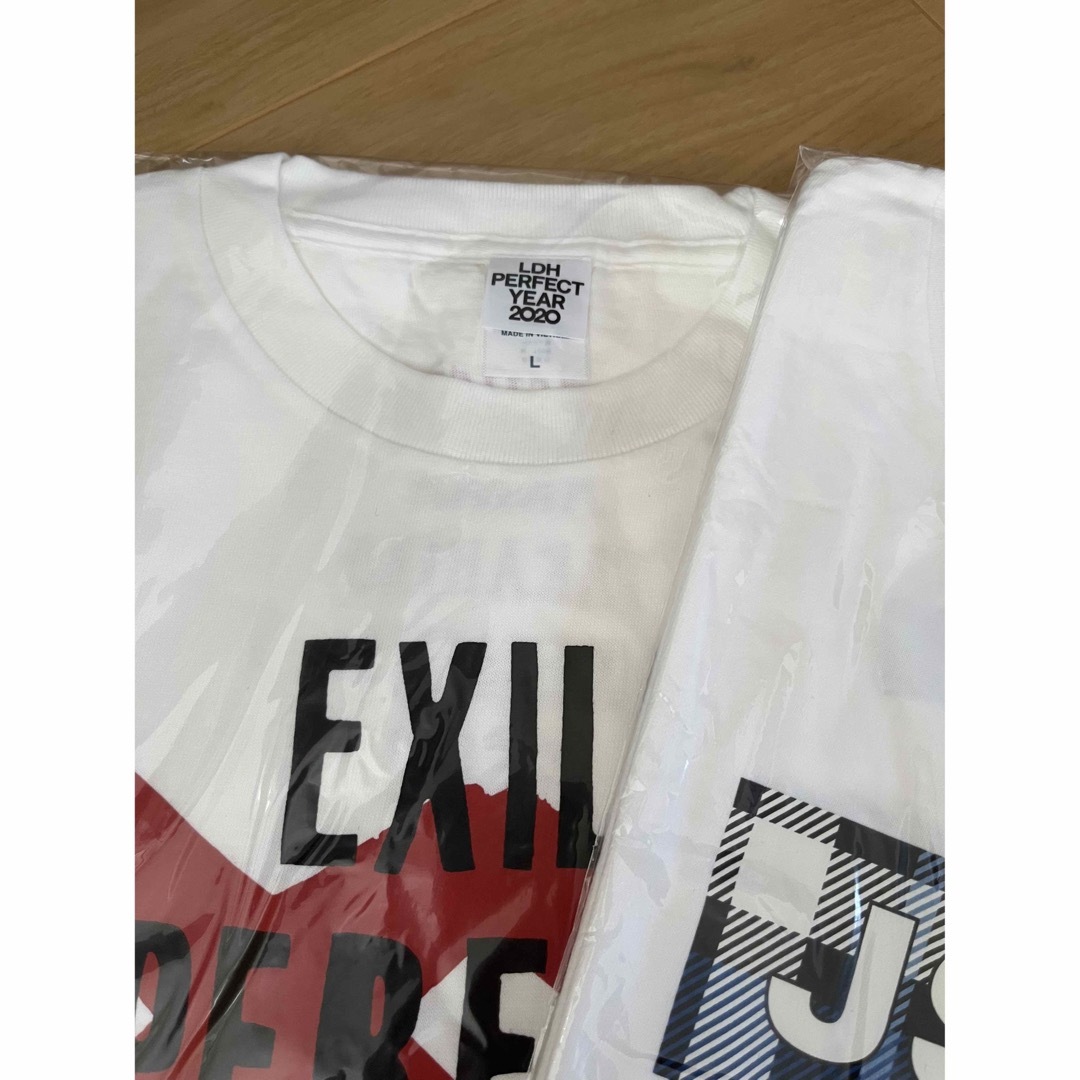 三代目Tシャツ パーカー エンタメ/ホビーのタレントグッズ(アイドルグッズ)の商品写真