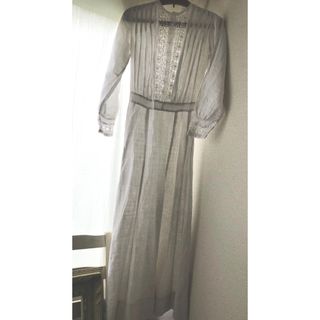 Grimoire 70s vintage embroidery dress