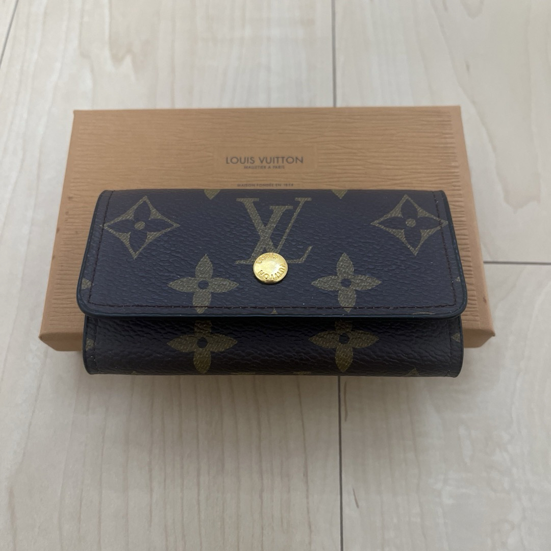 Yves Saint Laurent(イヴサンローラン)のイブサンローラン キーケース レディースのファッション小物(キーケース)の商品写真